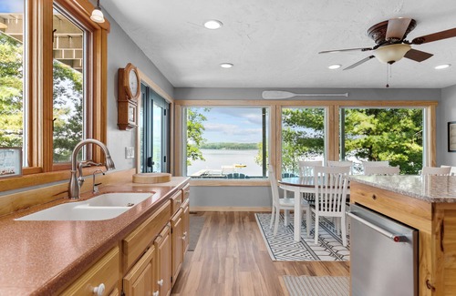 Wautoma Cottage | Family Friendly Lake Home with level lot & Large game Rm, Dog friendly!