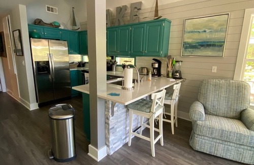 The Woods of Longleaf House | Family friendly, Lake Martin getaway.Close to Auburn!