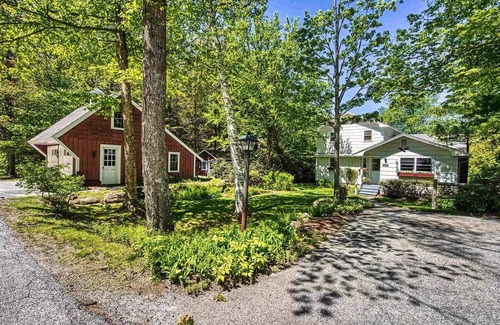Sunapee House | Family friendly lakefront house with dock - minutes from skiing!