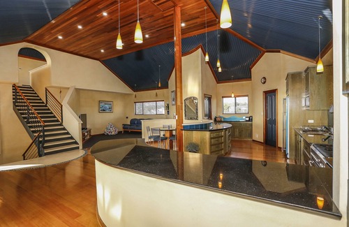 Two Rocks House | Family friendly luxury beach house.