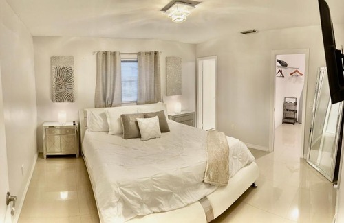 Sunrise House | Family -Friendly luxurious HEATED pool with water view