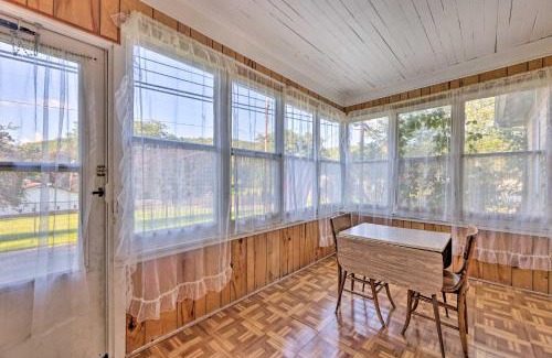 Marlinton House | Family-Friendly Marlinton Home Walk Downtown!