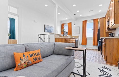 Mid-City Apartment | Family-Friendly Mid-City Home: Exclusive 2BR, 1BA, Private Balcony - Furry Friends Welcome!