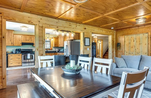 New Lisbon House | Family-Friendly Milton Home on 14 Acres w/Hot Tub