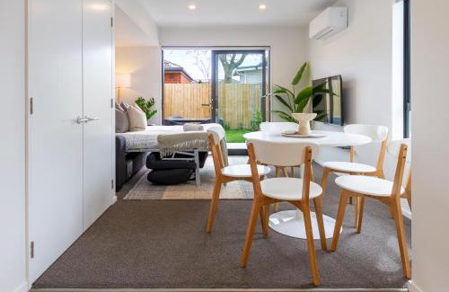 Sydenham Apartment | Family Friendly Near Waltham Pool