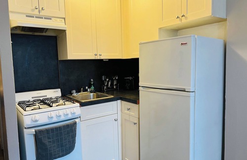 Central Park West Apartment | Family-Friendly NYC Getaway – Sleeps 7, Near Top Attractions