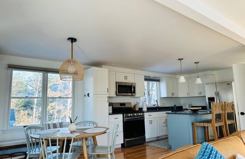 North Eastham Cottage | Family-friendly Oasis Steps from Kingsbury Beach