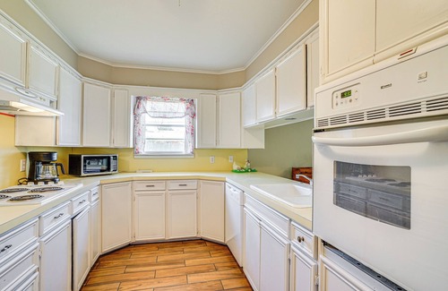 Stamford House | Family Friendly: Peaceful Home in Stamford!