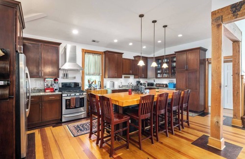 Sparta House | Family Friendly, Pet Friendly, Lake Access, Private