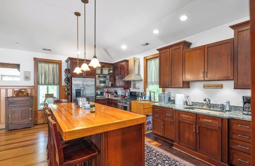 Sparta House | Family Friendly, Pet Friendly, Lake Access, Private
