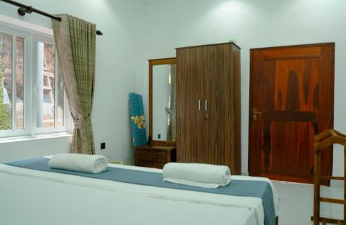 Katugastota Villa | Family-friendly Private Villa with Mountain Views near Kandy