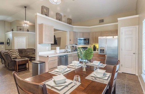 Windwood Bay House | Family-Friendly Retreat ~8 miles to Disney World