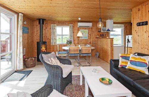 Lild Strand House | Family-friendly Retreat near Beach - By Traum Ferienwohnungen