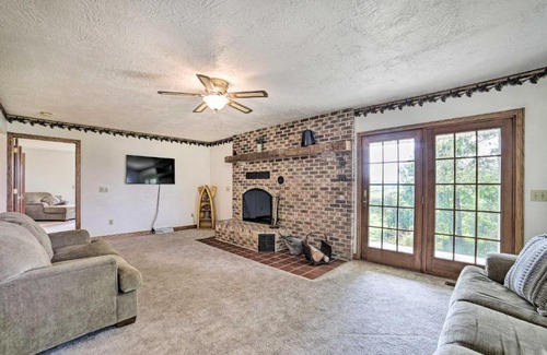 Bronson House | Family-Friendly Retreat on Long Noble Lake!