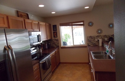 Desert Aire House | Family friendly river view property next 2 golf/pool/river/fishing/tranquility!