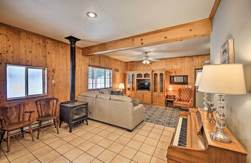 Sagle House | Family-Friendly Sagle Vacation Rental w/Deck
