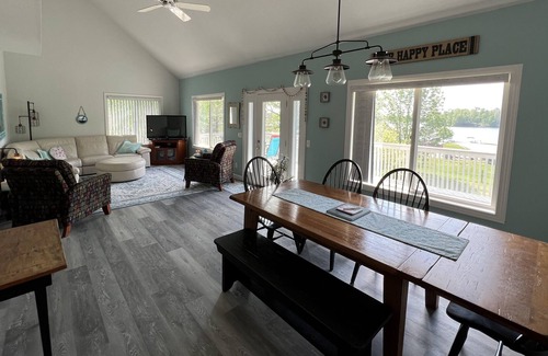 Gladwin Cottage | Family Friendly Sugar Springs Cottage - "Lakeview Life"