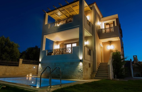 Adele Villa | Family - Friendly, Suitable for long stay vacations