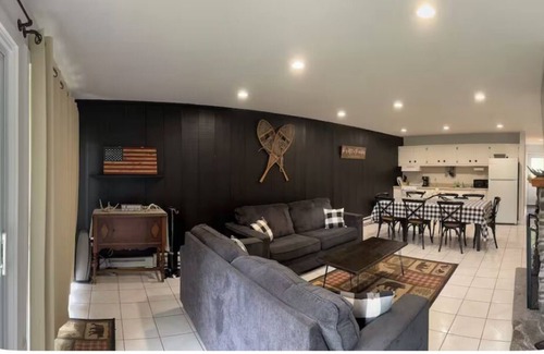 Hunter House | Family friendly townhouse minutes from Hunter Mountain!