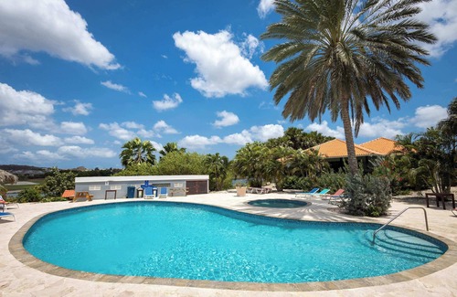 Sint Michiel Apartment | Family-Friendly Tropical Retreat at Blue Bay