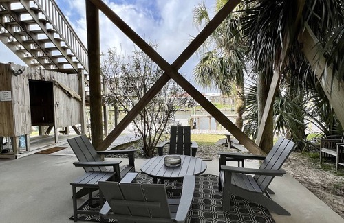Royal Lagoons House | Family-friendly waterfront house in popular Royal Lagoons with dock/slips.