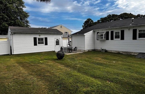 North Cape May Cottage | Family-Friendly Getaway Perfect Comfort Perfect Location