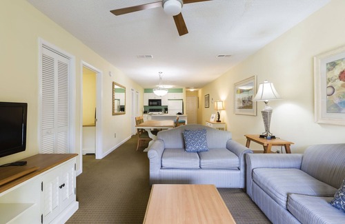 Garden City Condo | Family-Friendly Beach Condo w/Pool