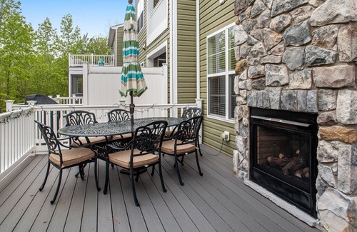 Sawgrass South House | Family-Friendly Beach Home with High Speed WiFi, Washer/Dryer, Central AC