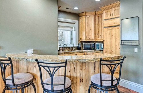 Sandy Condo | Family-Friendly Utah Vacation Rental: Near Skiing!
