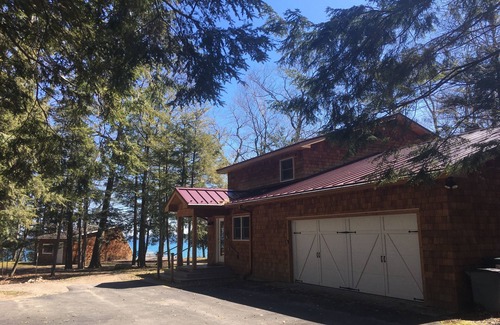 Omena Cottage | Family-Friendly Waterfront Retreat for Larger Groups