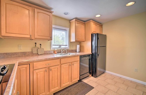 Wildwood Apartment | Family-Friendly Wildwood Apt: Bike to Beach!