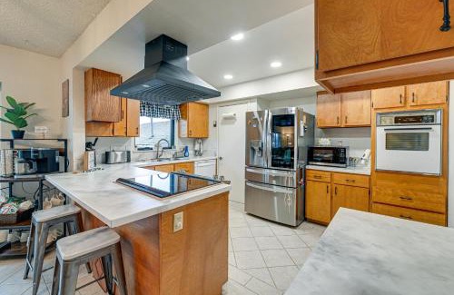 Roseburg House | Family-Friendly Winston Vacation Rental with Deck!