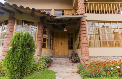 Urubamba House | Family friendly—Work friendly