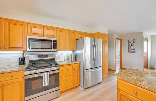 Yakima House | Family-Friendly Yakima Escape w/Yard & Pool!