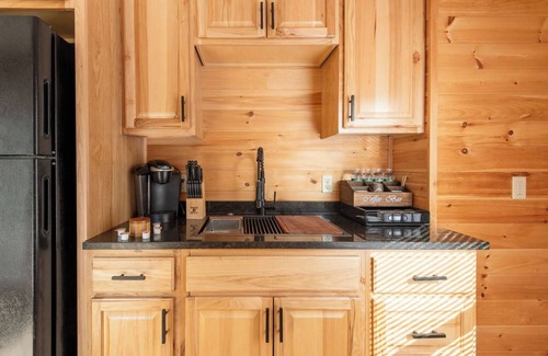 West Tremont House | Family-Friendly Yurts with Onsite Games, Hiking & Wellness Amenities