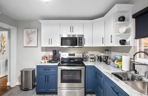 McGuire House | Family Fun: 2 Story Oasis & Pup Retreat Near RVA
