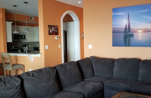 Geneva-on-the-Lake Condo | Family Fun And Beautiful Views On Lake Erie. Perfect Luxury Condo/Indoor Pool