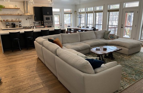 Sierra Pines House | Family Getaway in the Pines