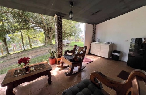 Cerro Azul Cottage | Family Getaway