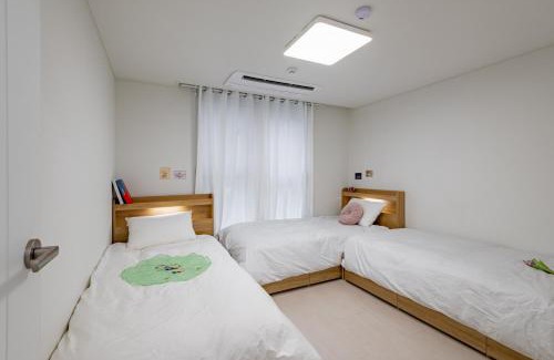Gwangjin Apartment | Family & Group stay, 3Room 5Beds, Near Jamsil KSPO DOME, Seongsu, Lotte World, Gangnam