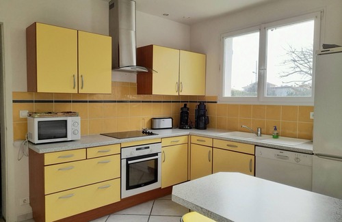 Vieux-Boucau-les-Bains House | Family home, beach, lake and town center within 450m walking distance
