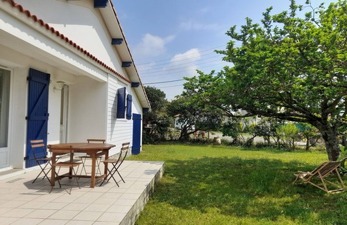 Vieux-Boucau-les-Bains House | Family home, beach, lake and town center within 450m walking distance