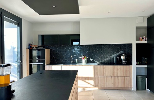 Villeneuve-les-Avignon House | Family home in Villeneuve les Avignon. Festival d'Avignon!