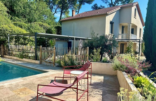 Villeneuve-les-Avignon House | Family home in Villeneuve les Avignon. Festival d'Avignon!