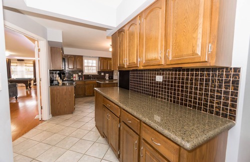 Carol Stream House | Family Heaven Retreat, 6 Bedroom, Sleep 16