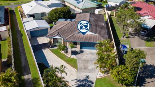 Sandstone Point House | Family Holiday Home At Sandstone Point