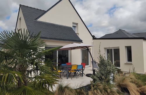 Landaul House | Family home