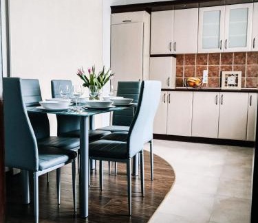 Bronowice Apartment | Family Home Garden & Sauna