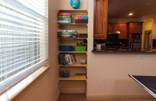 Richardson House | Family Home in Quiet Dallas Suburban Neighborhood