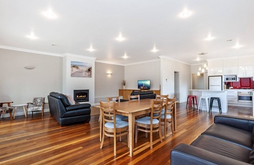 Port Fairy House | Family home in the centre of Port Fairy